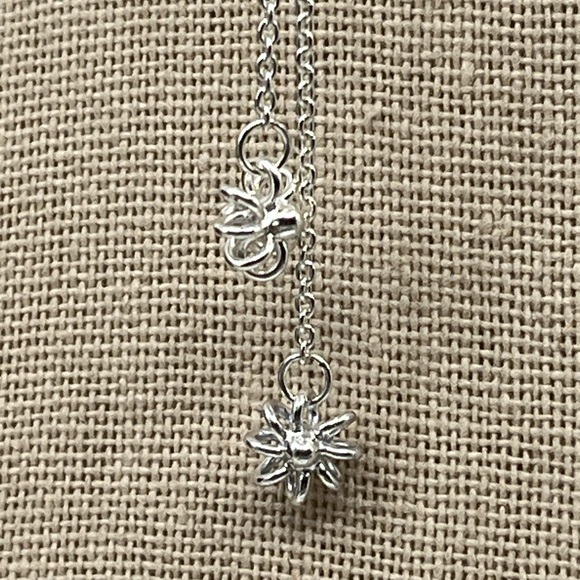 Vintage 925 Sterling Silver Flower Threader Earrings with Box - Picture 2 of 16